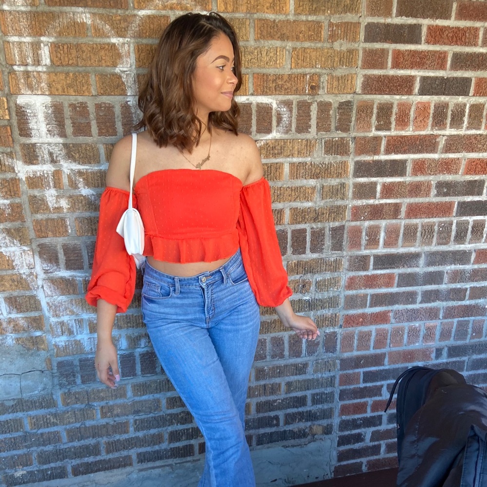 I CUSTOMIZE Clothes !!!🤍 - Picture 1 of 5